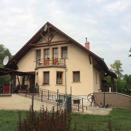 Cosy Rooms On The Lake Near Budapest And The Airport Isaszeg Exteriör bild
